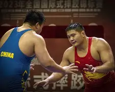 包含北城雪豹队鏖战徽州暴熊队，摔跤锦标赛小胜，替补奇兵立功。中场绞杀压制对手的词条-开云真人平台