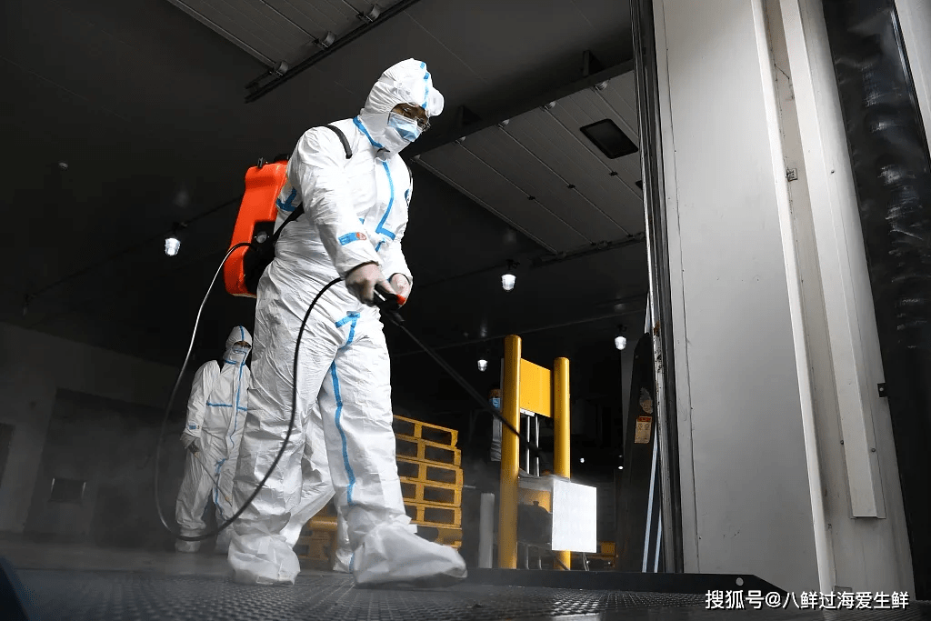 包含里程碑夜！勒沃库森更衣室发声；欧超杯清晨刷纪录；压力陡增；团队化学反应显著的词条