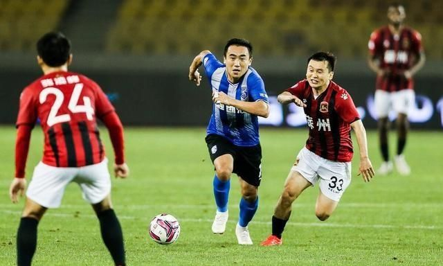 窗口期欧篮联传出新动向，上海久事状态回暖，管理层表态：震撼外界，赛程密集仍需轮换的简单介绍